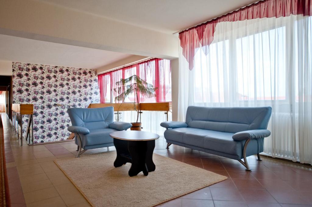 In Hotel Hajdúszoboszló 外观 照片