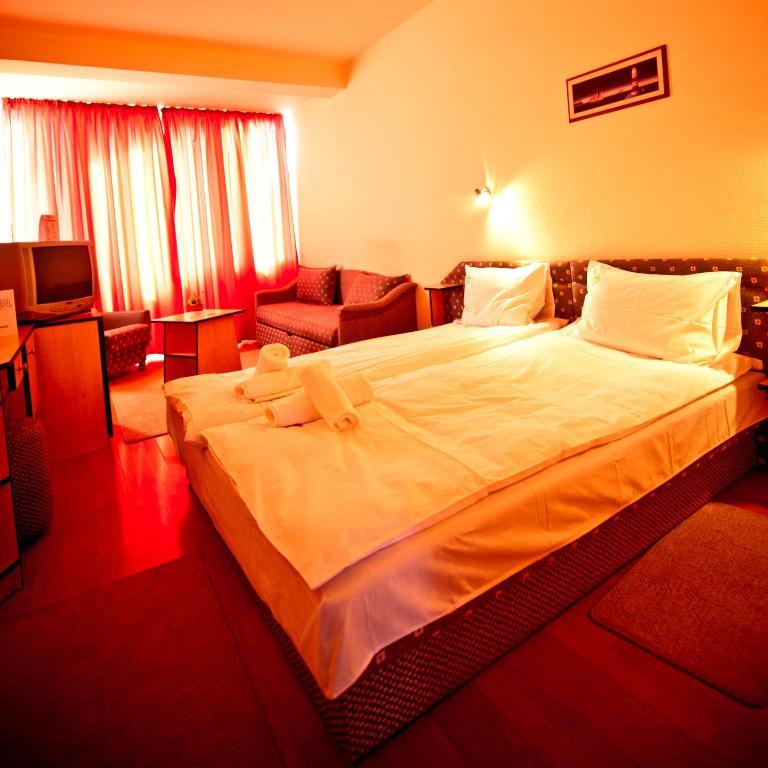 In Hotel Hajdúszoboszló 外观 照片