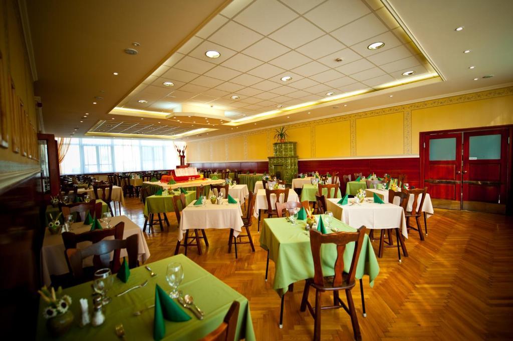In Hotel Hajdúszoboszló 外观 照片