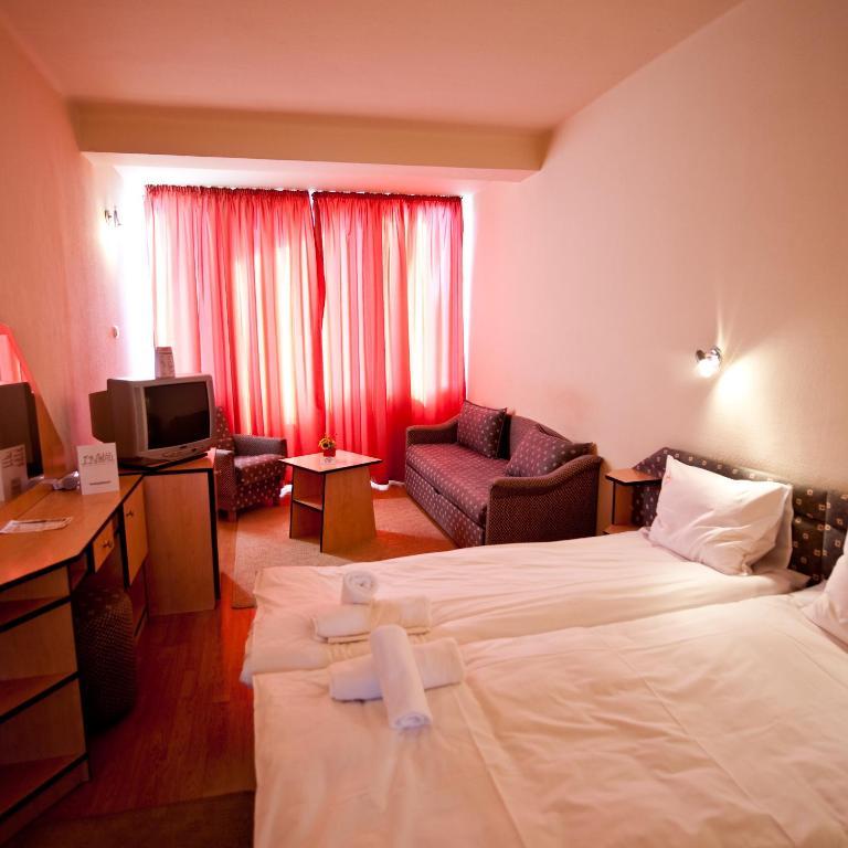 In Hotel Hajdúszoboszló 客房 照片